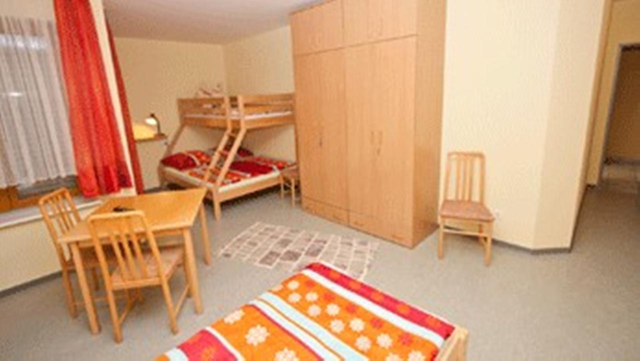 Rhoen Panorama Hostel Poppenhausen Exteriör bild