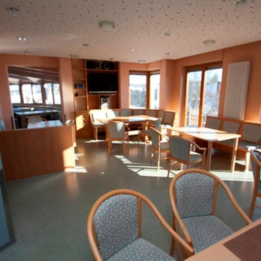 Rhoen Panorama Hostel Poppenhausen Exteriör bild